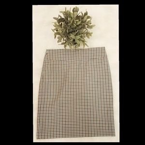 2/$40 The Limited Houndstooth Skirt sz 0 NWT NEW